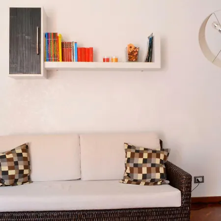 Fiorelli Apt. *